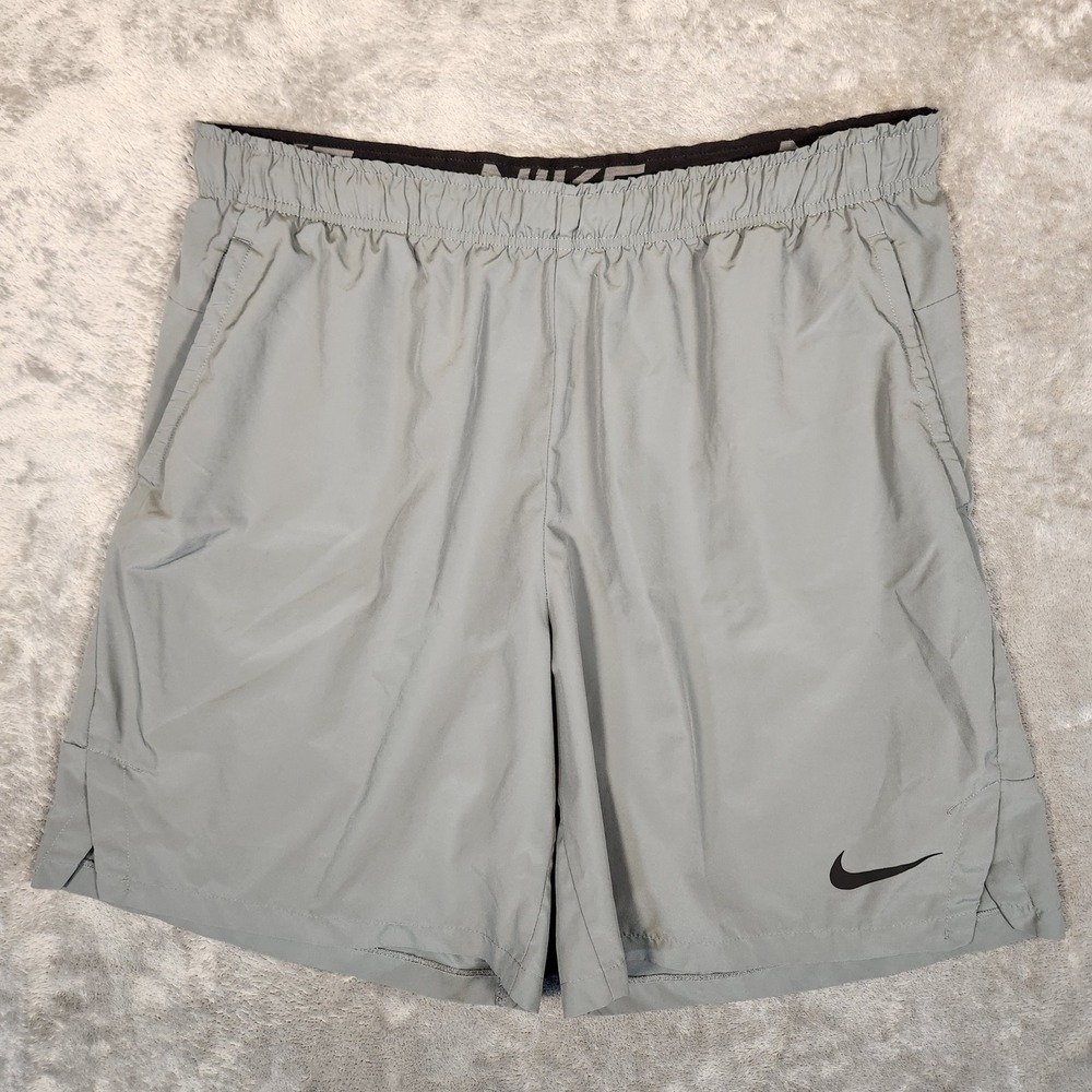 Nike Dri-FIT Training Shorts Mens 2XL Gray Excellent DQ1893-084 Athletic Gym